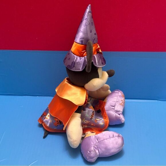Disney Store Halloween Minnie Mouse Witch plush doll - Picture 10 of 11